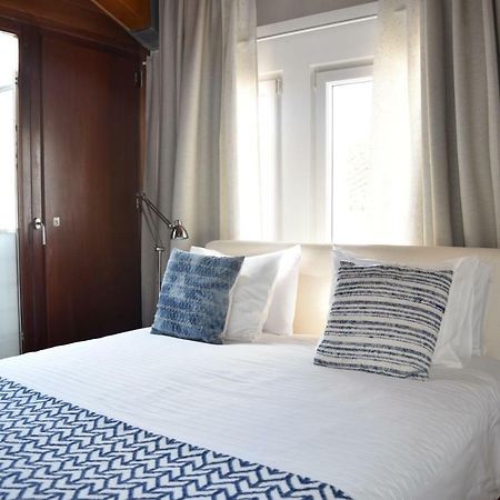 Architect-Designed Loft In A Historic Hilltop Neighborhood 리스본 외부 사진