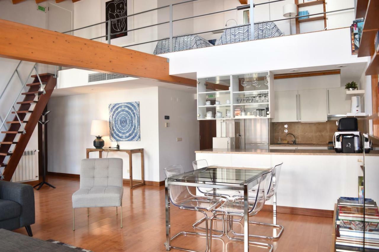 Architect-Designed Loft In A Historic Hilltop Neighborhood 리스본 외부 사진