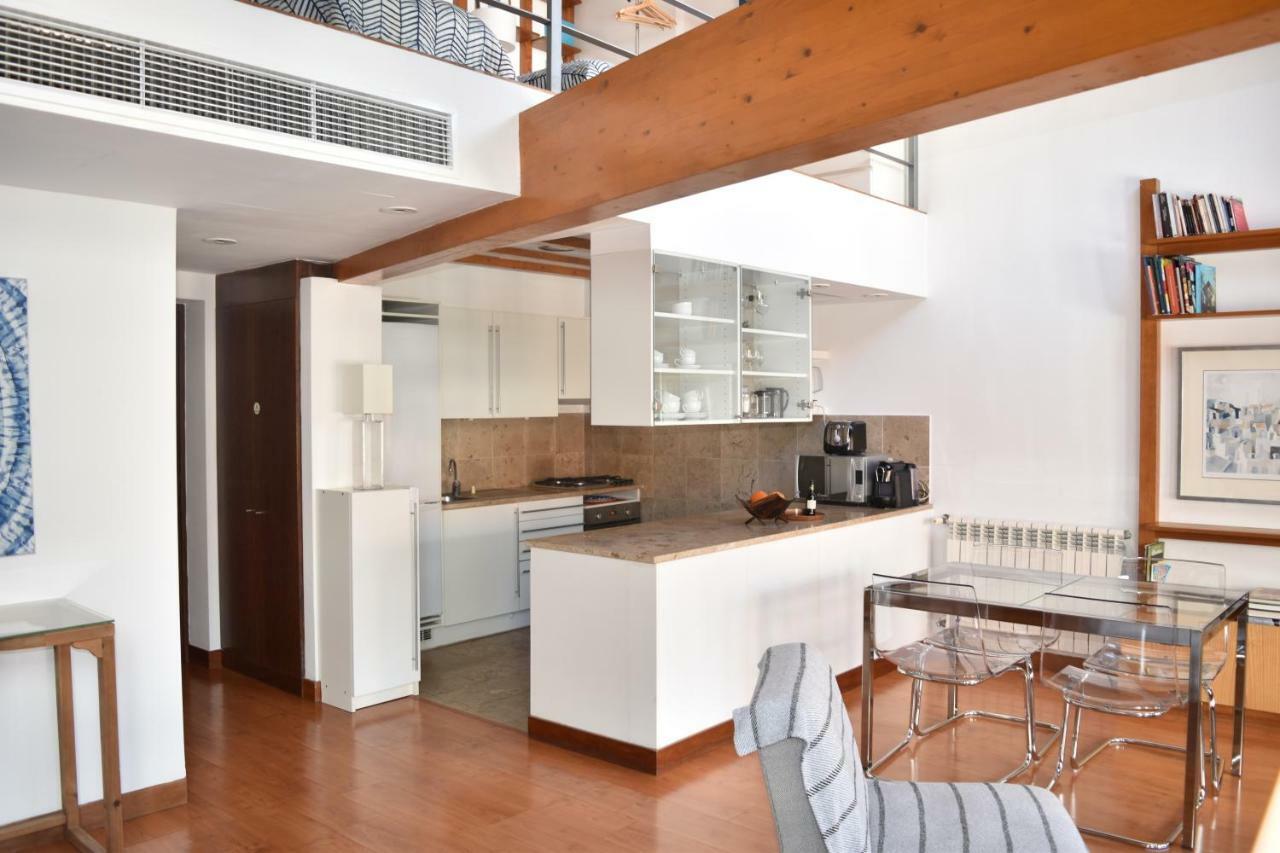 Architect-Designed Loft In A Historic Hilltop Neighborhood 리스본 외부 사진