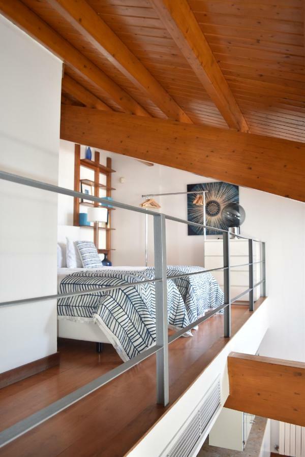 Architect-Designed Loft In A Historic Hilltop Neighborhood 리스본 외부 사진