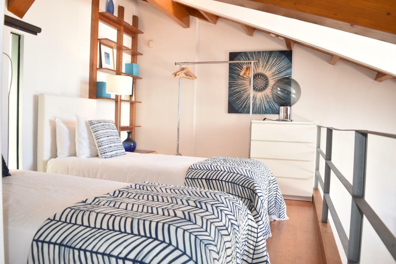 Architect-Designed Loft In A Historic Hilltop Neighborhood 리스본 외부 사진