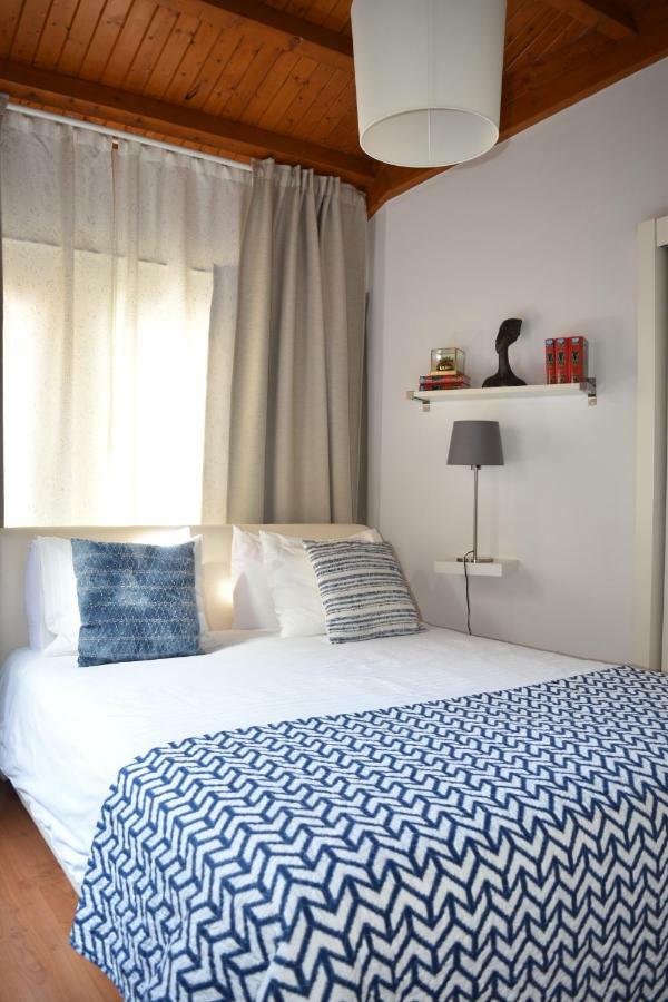 Architect-Designed Loft In A Historic Hilltop Neighborhood 리스본 외부 사진